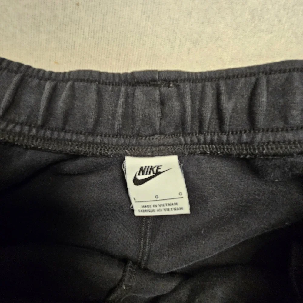 Nike Tech Fleece Joggers Mens Large Black Sweatpants Bungee Hem Zip Pocket